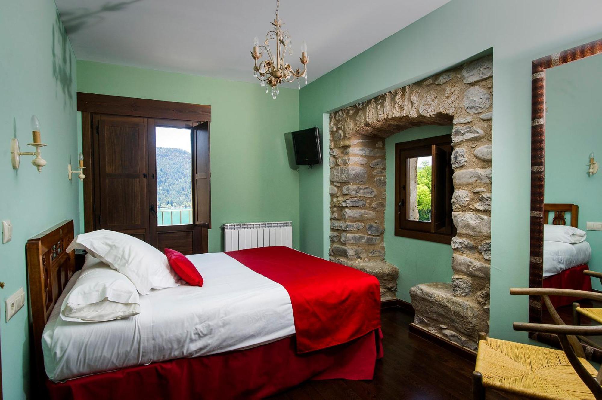 Ligueerre Resort Ligüerre de Cinca Kamer foto