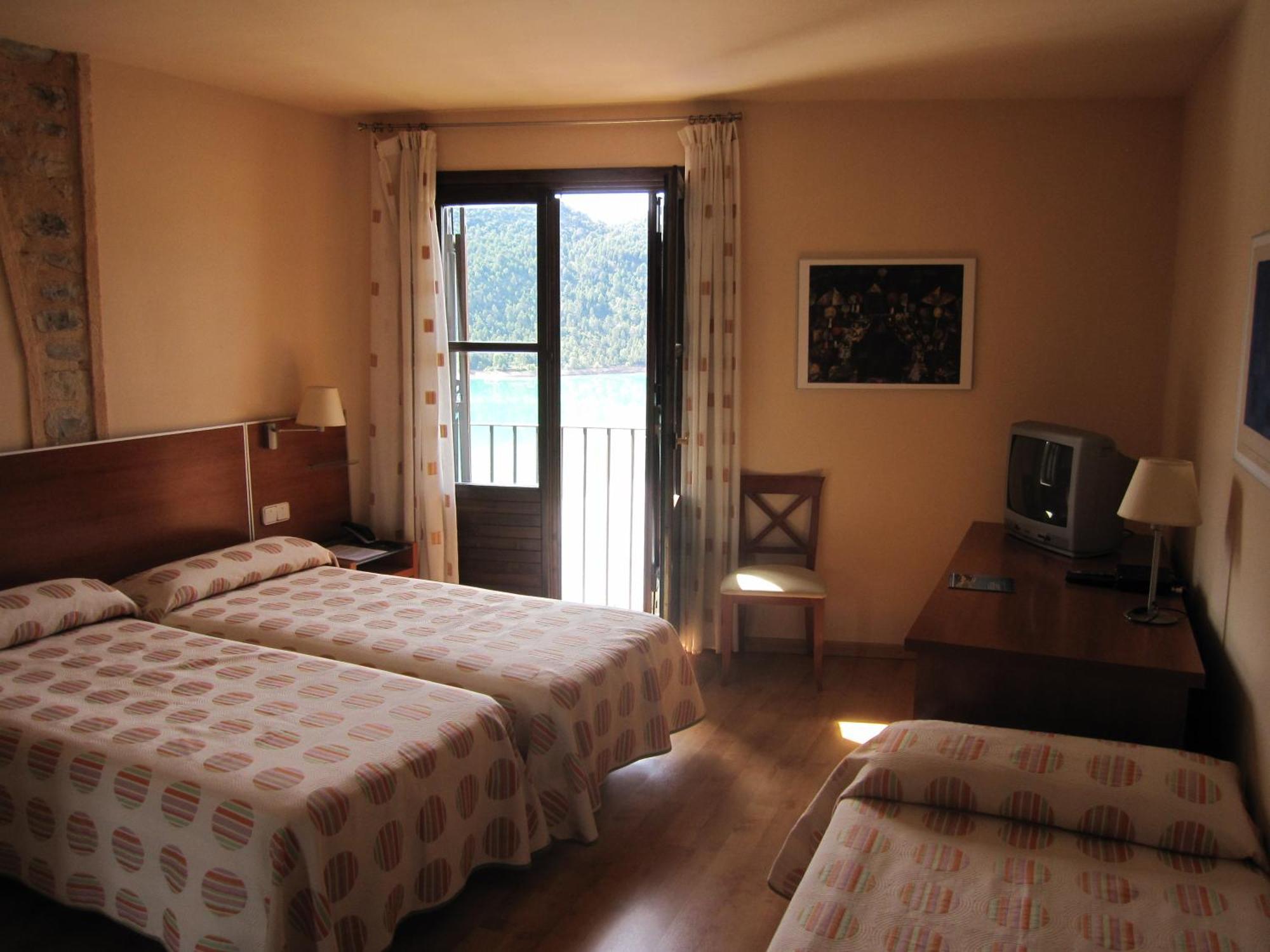 Ligueerre Resort Ligüerre de Cinca Kamer foto